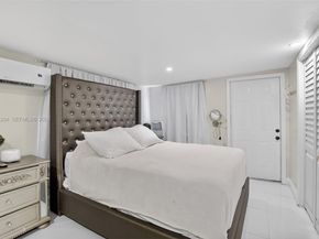 3220 NW 2nd St, Lauderhill FL 33311