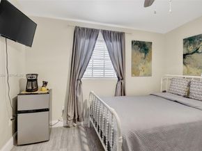 3220 NW 2nd St, Lauderhill FL 33311