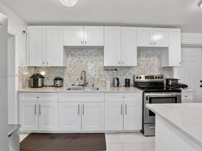 3220 NW 2nd St, Lauderhill FL 33311