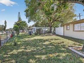 3220 NW 2nd St, Lauderhill FL 33311