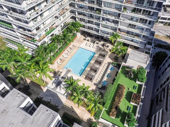 3470 E Coast Ave PH202, Miami FL 33137