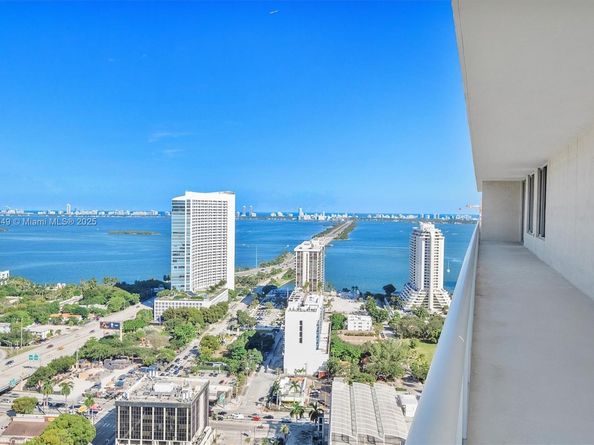 3470 E Coast Ave PH202, Miami FL 33137