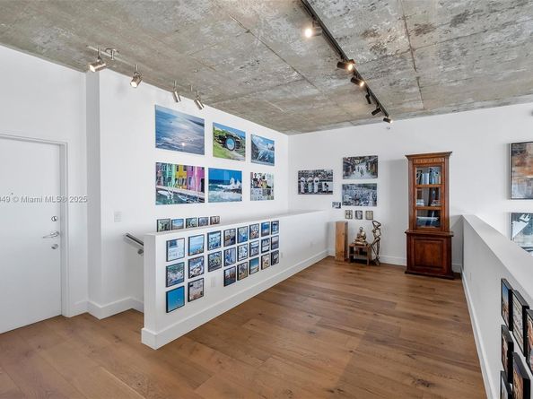 3470 E Coast Ave PH202, Miami FL 33137