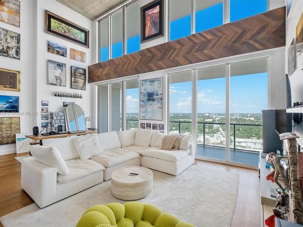 3470 E Coast Ave PH202, Miami FL 33137