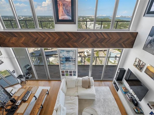 3470 E Coast Ave PH202, Miami FL 33137