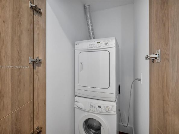 3470 E Coast Ave PH202, Miami FL 33137