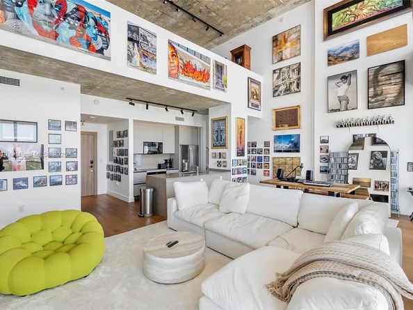 3470 E Coast Ave PH202, Miami FL 33137