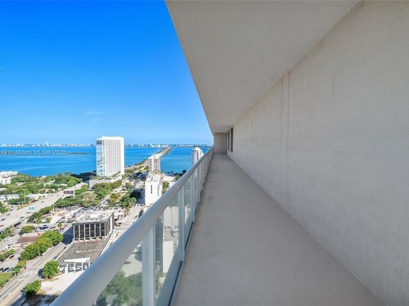 3470 E Coast Ave PH202, Miami FL 33137