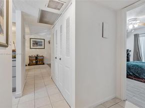 5805 Washington St 17, Hollywood FL 33023