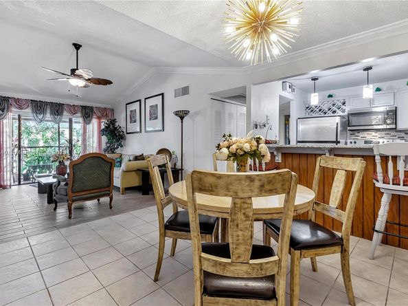 5805 Washington St 17, Hollywood FL 33023
