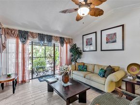 5805 Washington St 17, Hollywood FL 33023