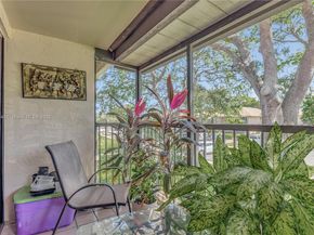 5805 Washington St 17, Hollywood FL 33023