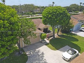 10 Afton Pl, Boynton Beach FL 33426