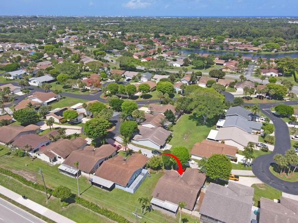 10 Afton Pl, Boynton Beach FL 33426