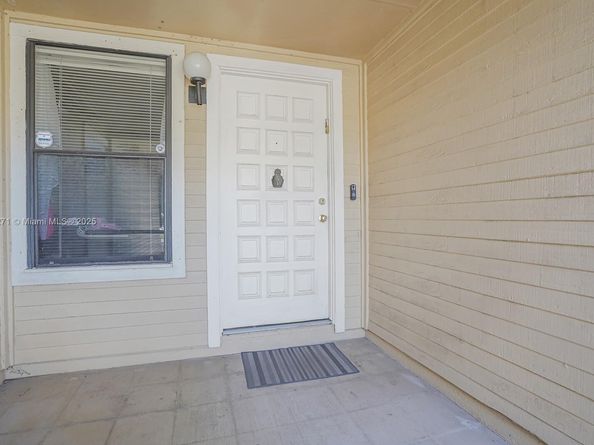 10 Afton Pl, Boynton Beach FL 33426