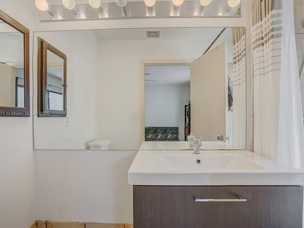 10 Afton Pl, Boynton Beach FL 33426
