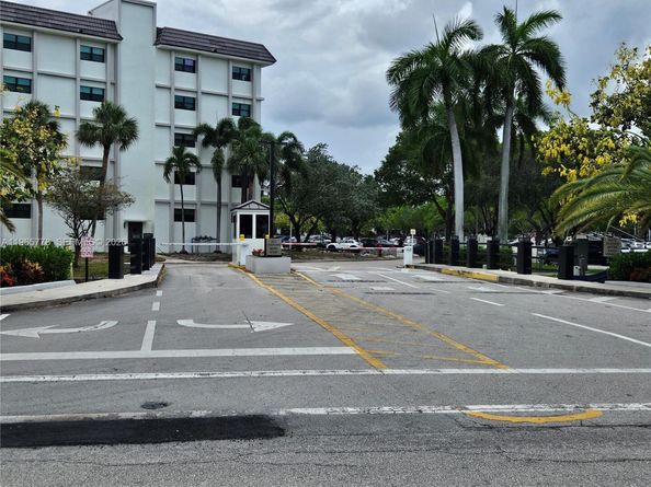 1101 River Reach Dr 418, Fort Lauderdale FL 33315