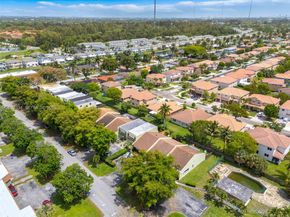 20509 NW 15 Ave 52, Miami Gardens FL 33169