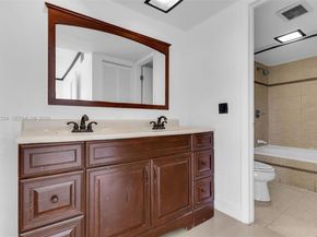 20509 NW 15 Ave 52, Miami Gardens FL 33169