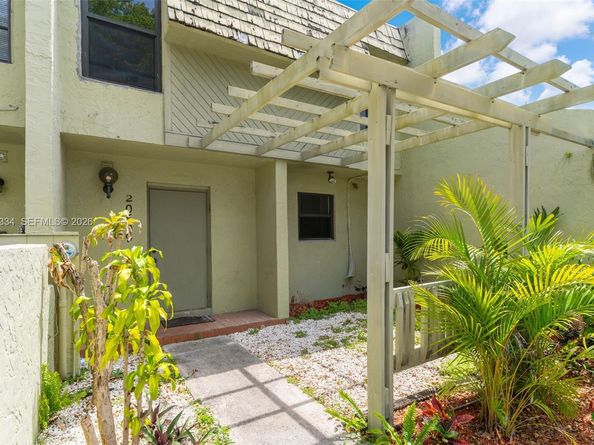 20509 NW 15 Ave 52, Miami Gardens FL 33169