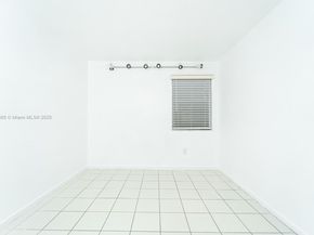 576 NW 114th Ave 203, Sweetwater FL 33172