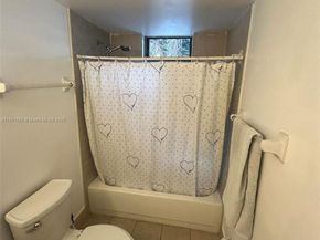 576 NW 114th Ave 203, Sweetwater FL 33172