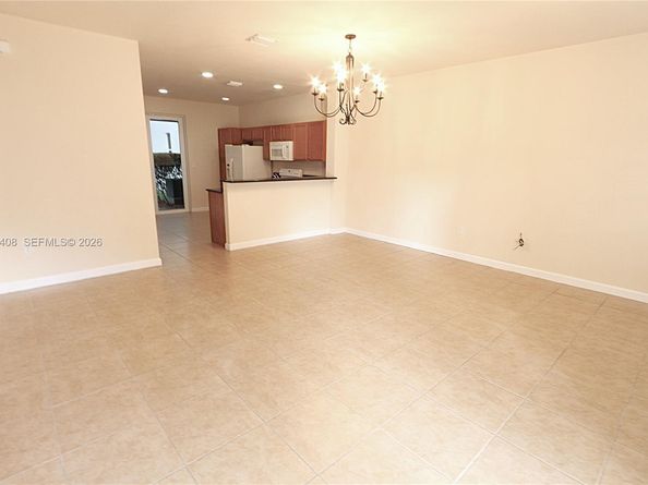 9540 SW 169th Pl, Miami FL 33196
