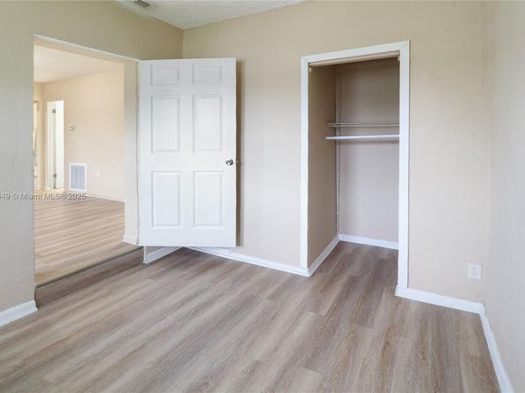 2768 NW 5th St, Pompano Beach FL 33069