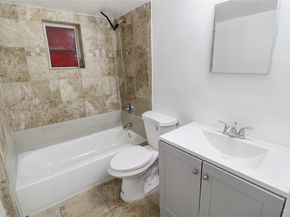 2768 NW 5th St, Pompano Beach FL 33069