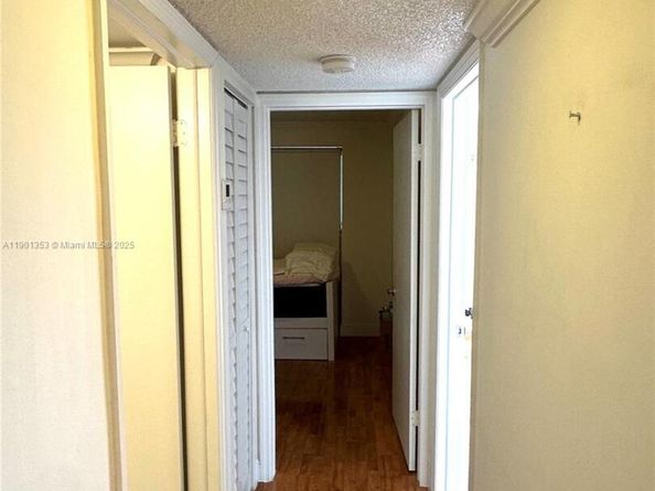 199 SW 12th Ave 519B, Miami FL 33130