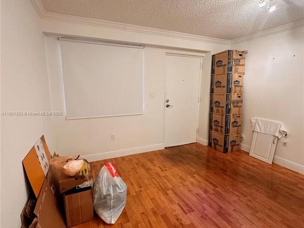 199 SW 12th Ave 519B, Miami FL 33130