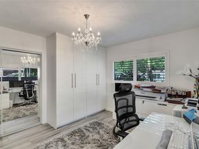 2156 NE 187th St, North Miami Beach FL 33179