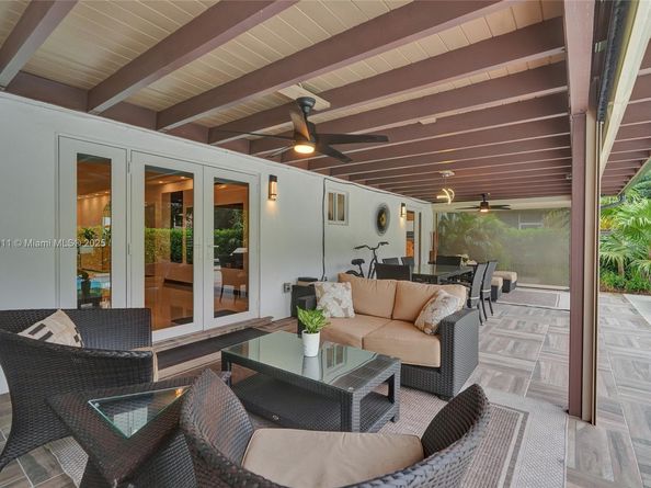 2156 NE 187th St, North Miami Beach FL 33179