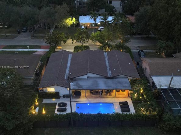 2156 NE 187th St, North Miami Beach FL 33179