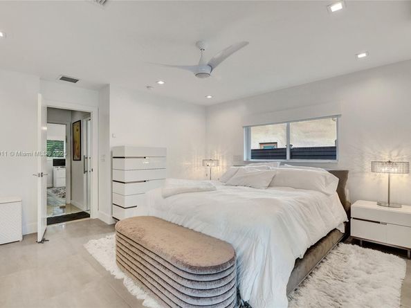 2156 NE 187th St, North Miami Beach FL 33179