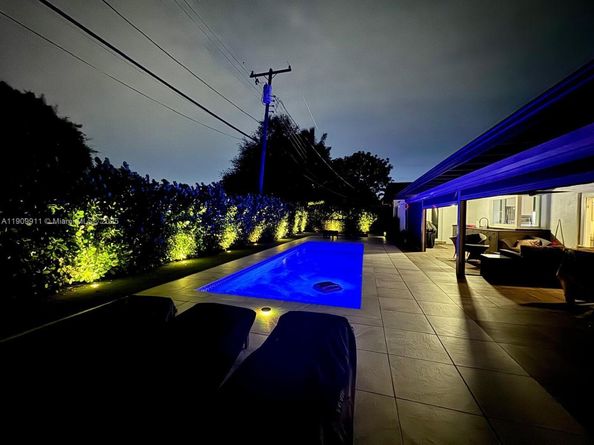 2156 NE 187th St, North Miami Beach FL 33179