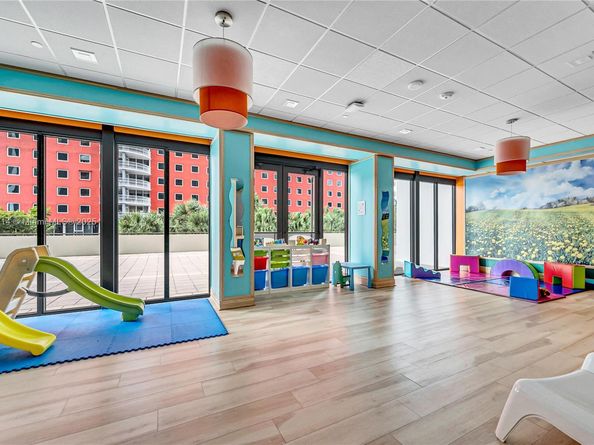 1581 Brickell Ave 1204, Miami FL 33129