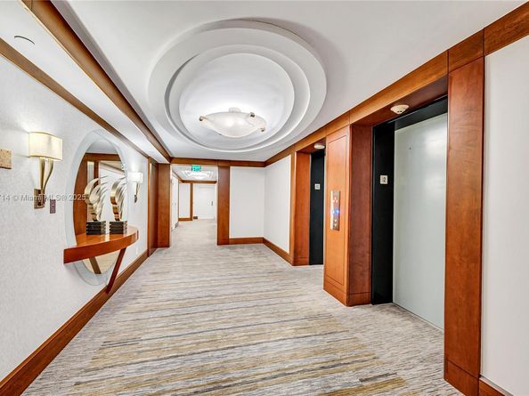 1581 Brickell Ave 1204, Miami FL 33129