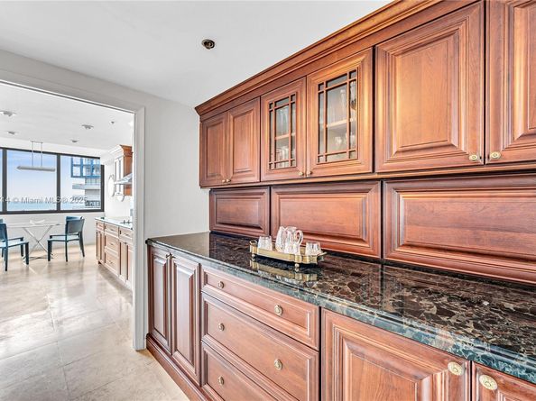 1581 Brickell Ave 1204, Miami FL 33129