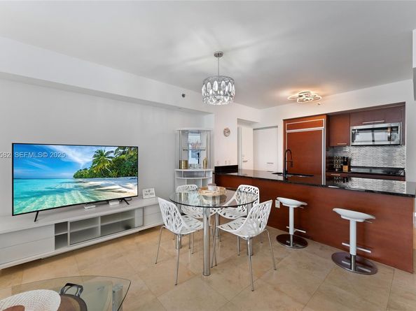 1830 S Ocean Dr 1612, Hallandale Beach FL 33009