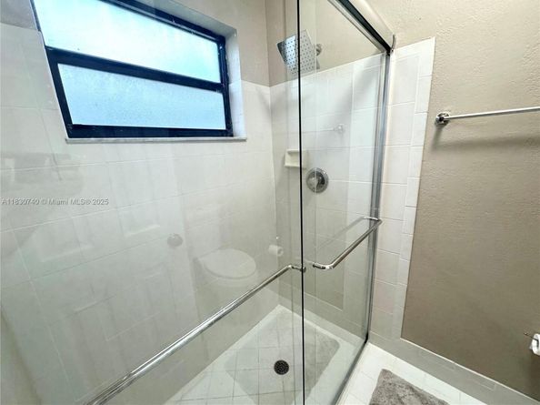 3078 S Oakland Forest Dr 601, Oakland Park FL 33309