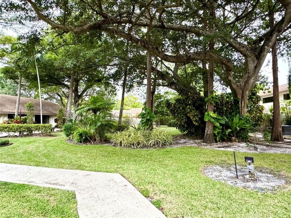 3078 S Oakland Forest Dr 601, Oakland Park FL 33309