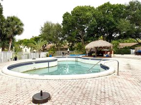 3078 S Oakland Forest Dr 601, Oakland Park FL 33309