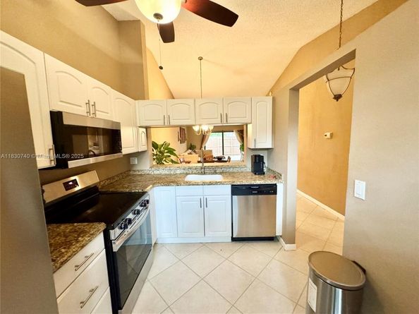 3078 S Oakland Forest Dr 601, Oakland Park FL 33309