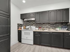 7190 NW 21st Ave, Miami FL 33147