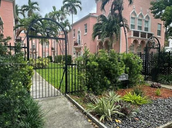 754 Meridian Ave 15, Miami Beach FL 33139