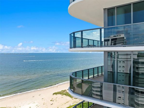 900 N Ocean Blvd UPH04, Pompano Beach FL 33062