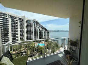 770 Claughton Island Dr 1503, Miami FL 33131