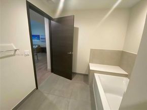 777 N Ocean Dr S514, Hollywood FL 33019