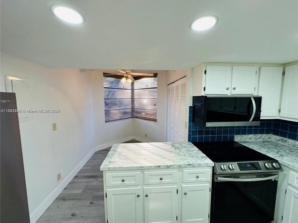 9501 Seagrape Dr 101, Davie FL 33324